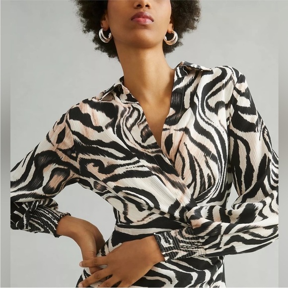 NWT By Anthropologie graphic print mini dress sz 2 - Picture 4 of 14